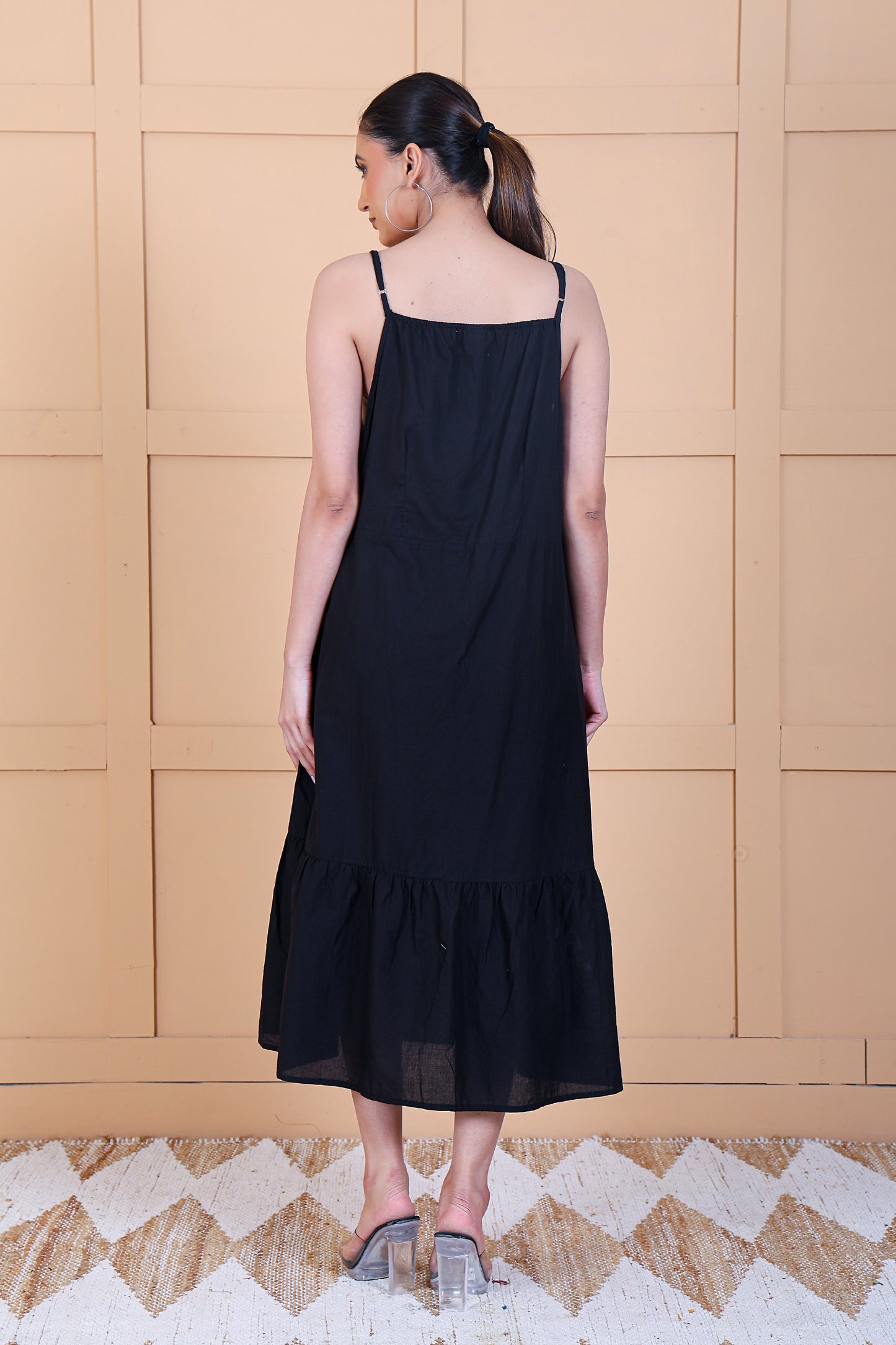 Luxe Sleeve Less Black Solid Tier Dress