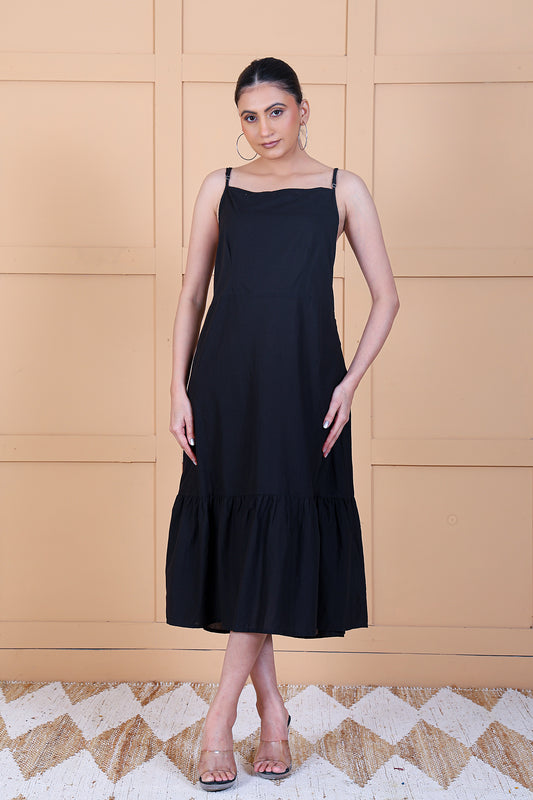 Luxe Sleeve Less Black Solid Tier Dress