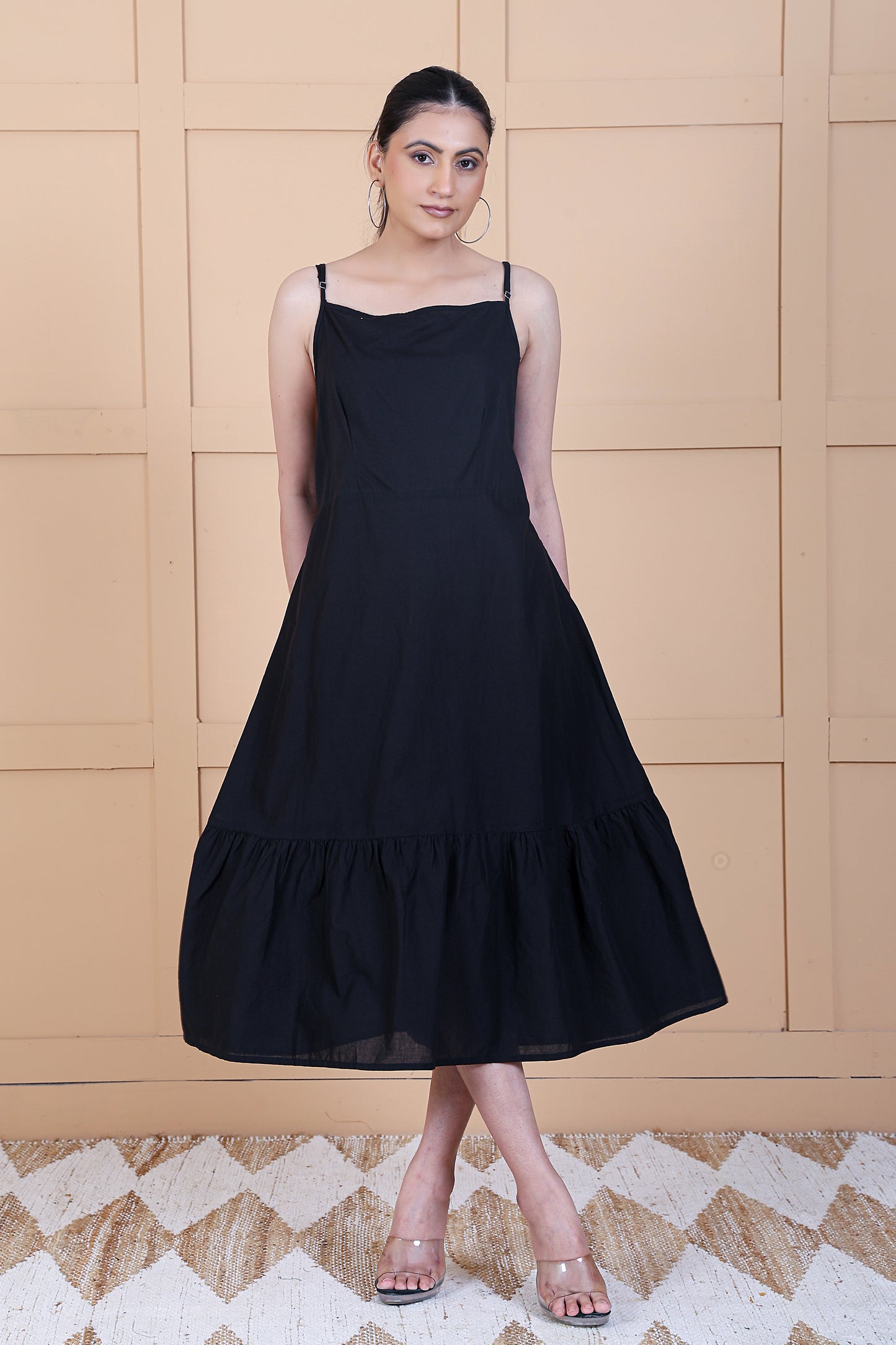 Luxe Sleeve Less Black Solid Tier Dress