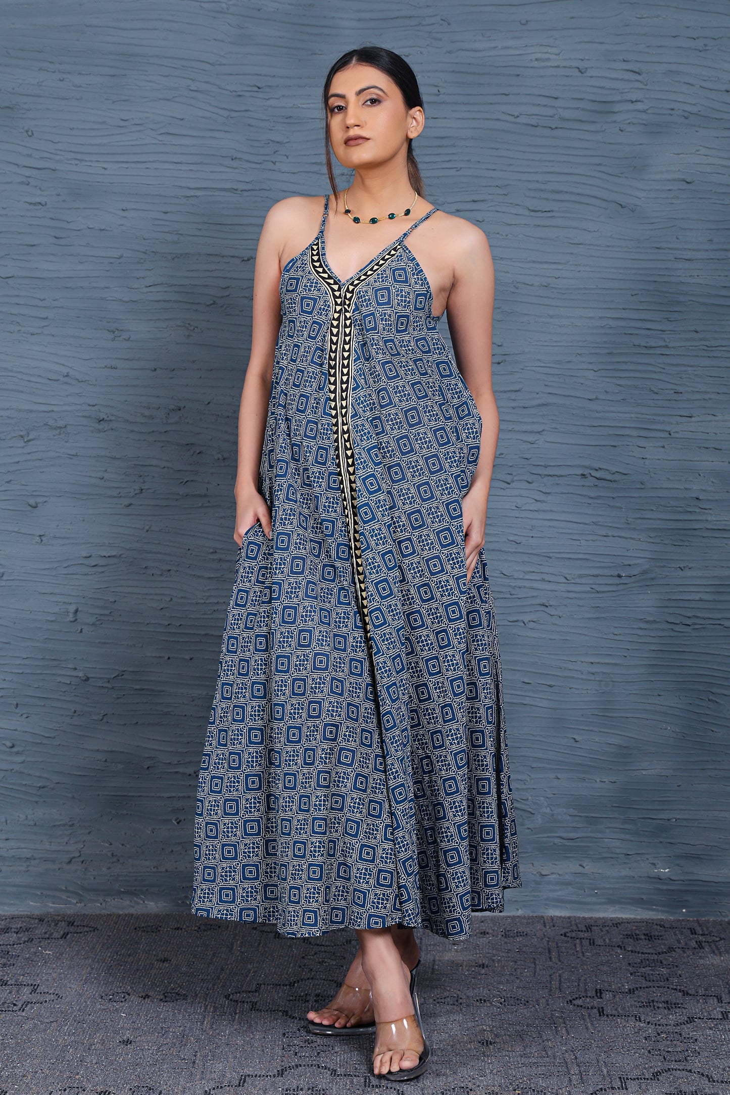 Luxe Sleeve Less Blue Printed Long Dress