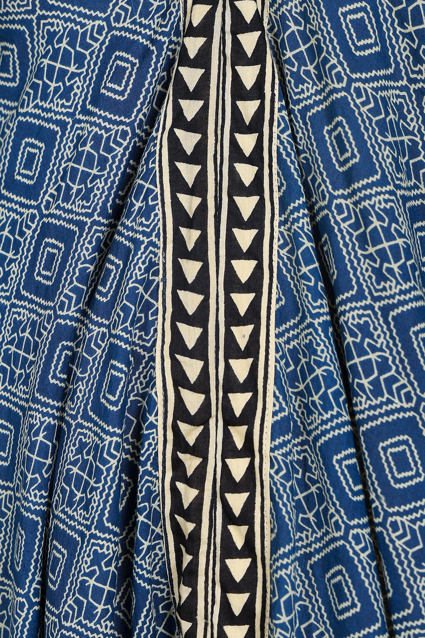 Luxe Sleeve Less Blue Printed Long Dress